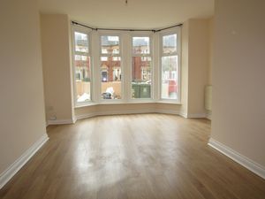 Lounge- click for photo gallery